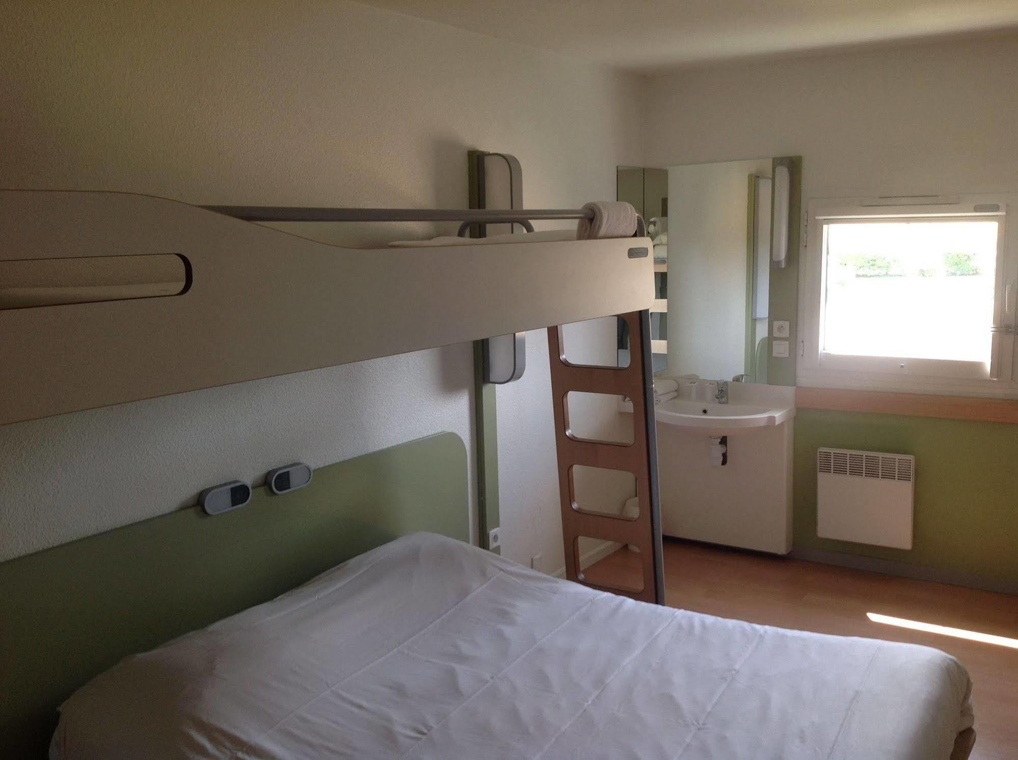Ibis Budget Orgeval Exterior photo
